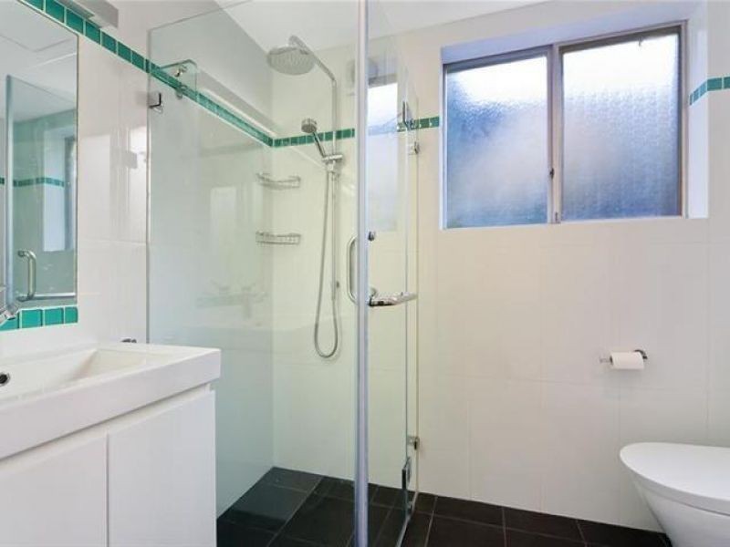 2/14 Lismore Avenue, Dee Why NSW 2099