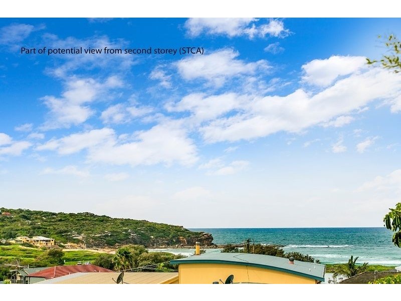 3 Curl Curl Parade, Curl Curl NSW 2096
