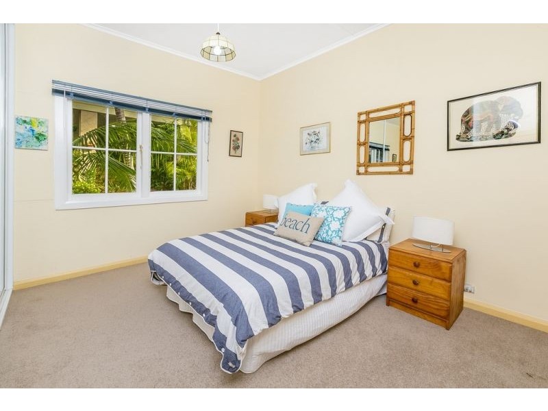 3 Curl Curl Parade, Curl Curl NSW 2096
