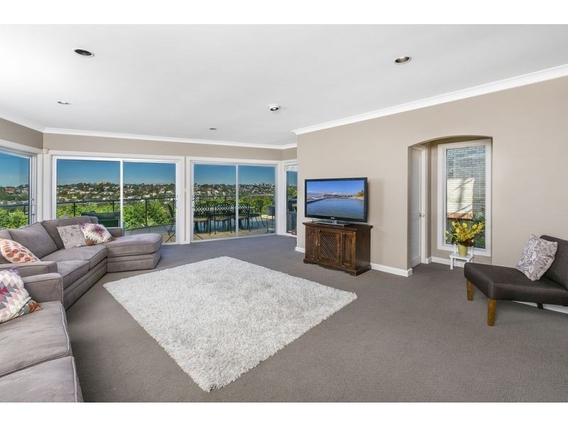 37 Edgecliffe Esplanade, Seaforth NSW 2092