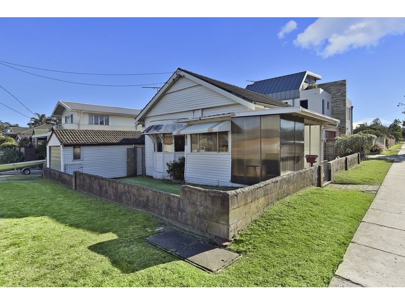 184 Ocean Street, Narrabeen NSW 2101