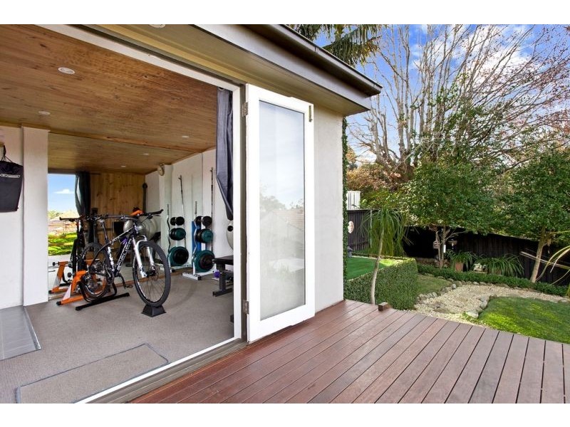 19 Bungaloe Ave, Balgowlah Heights NSW 2093