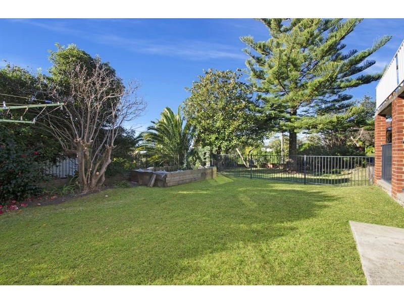 42 Peacock Street, Seaforth NSW 2092