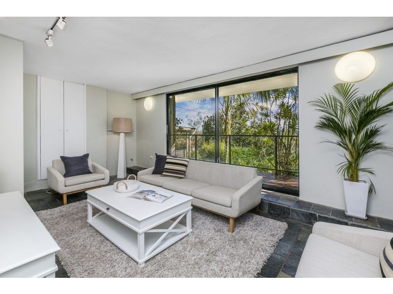 18 Marlborough Ave, Freshwater NSW 2096