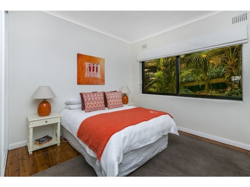 18 Marlborough Ave, Freshwater NSW 2096