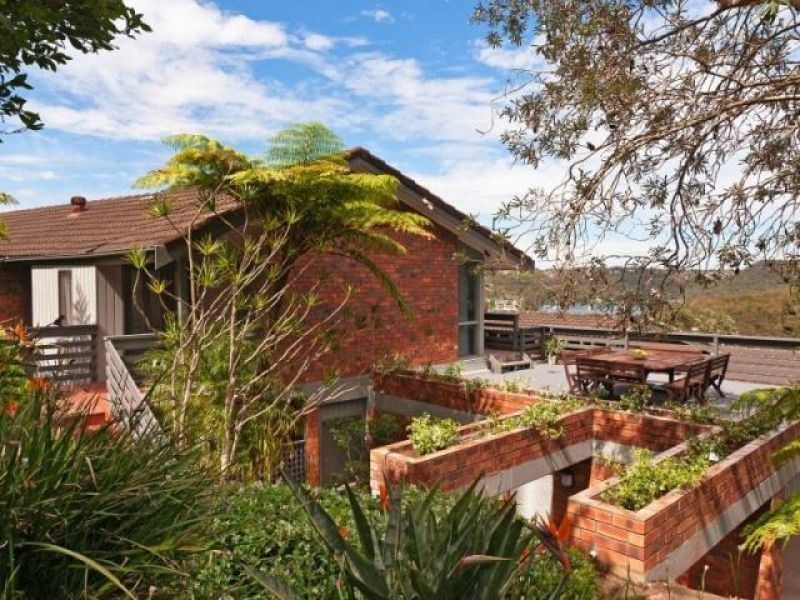 2 Castle Circuit Close, Seaforth NSW 2092
