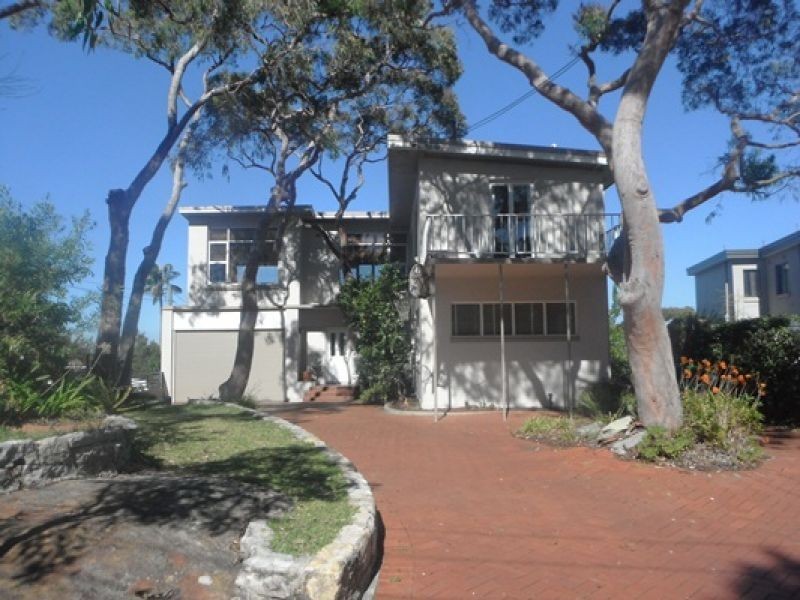17 Harvey Street, Seaforth NSW 2092