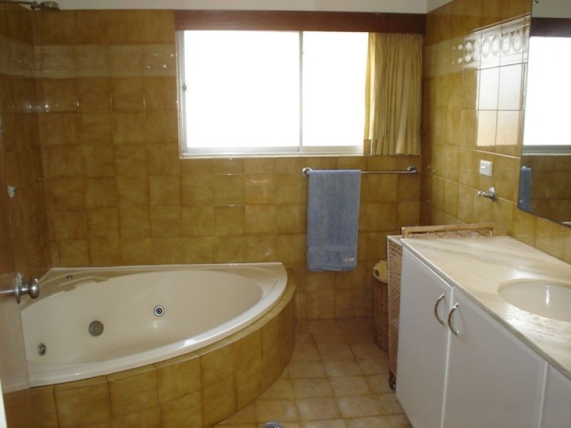 17 Harvey Street, Seaforth NSW 2092