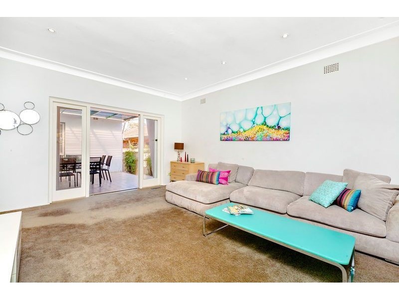 28 Waterview Street, Seaforth NSW 2092