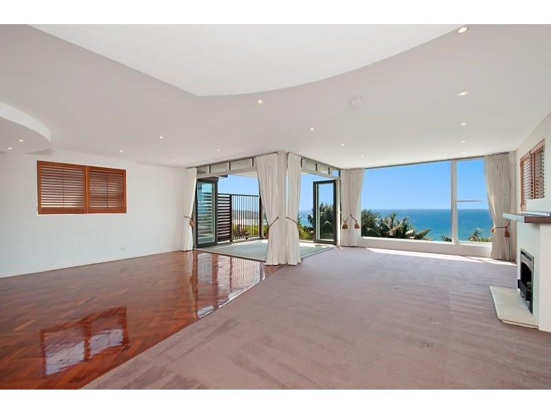 12 Seaview Avenue, Freshwater NSW 2096