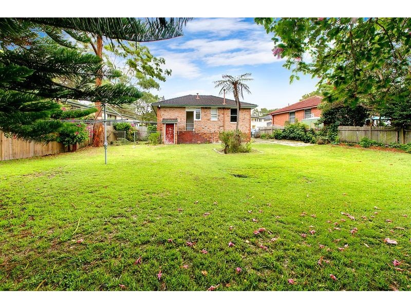 12 Benelong Street, Seaforth NSW 2092