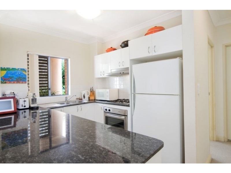 13/53-55 Campbell Parade, Manly Vale NSW 2093