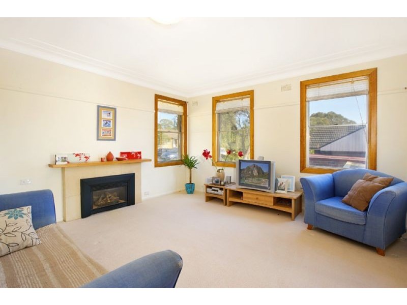 8 Phillip Avenue, Seaforth NSW 2092