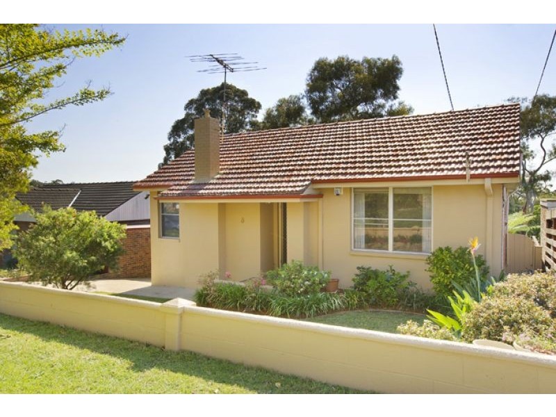 8 Phillip Avenue, Seaforth NSW 2092