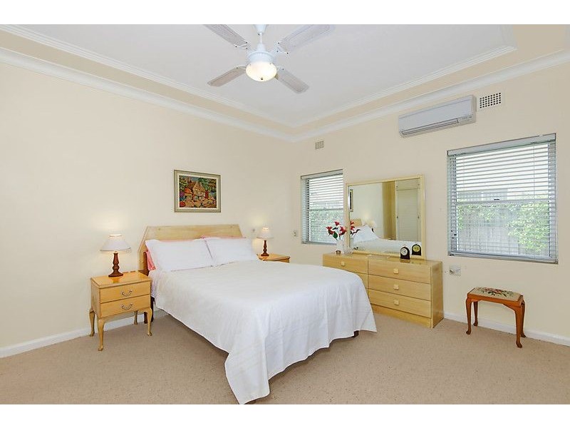 56 Peacock  Street, Seaforth NSW 2092