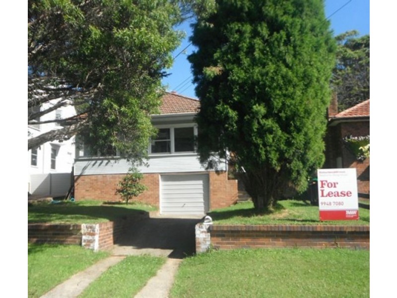 17 Fromelles Avenue, Seaforth NSW 2092