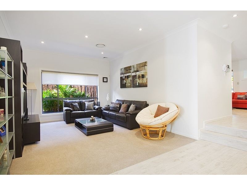 25 Montauban Avenue, Seaforth NSW 2092