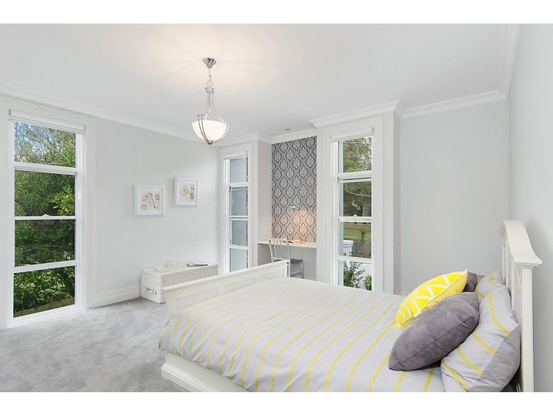 34 Fromelles Avenue, Seaforth NSW 2092