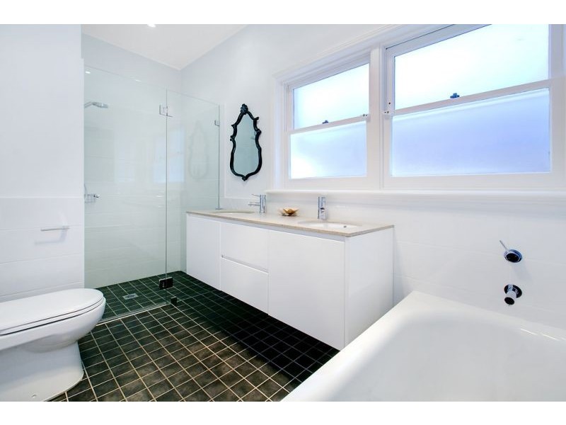 50 Peacock street, Seaforth NSW 2092