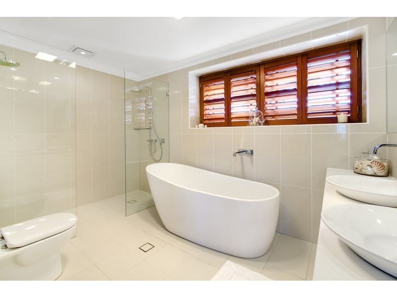 2 Lone Pine Place, North Balgowlah NSW 2093