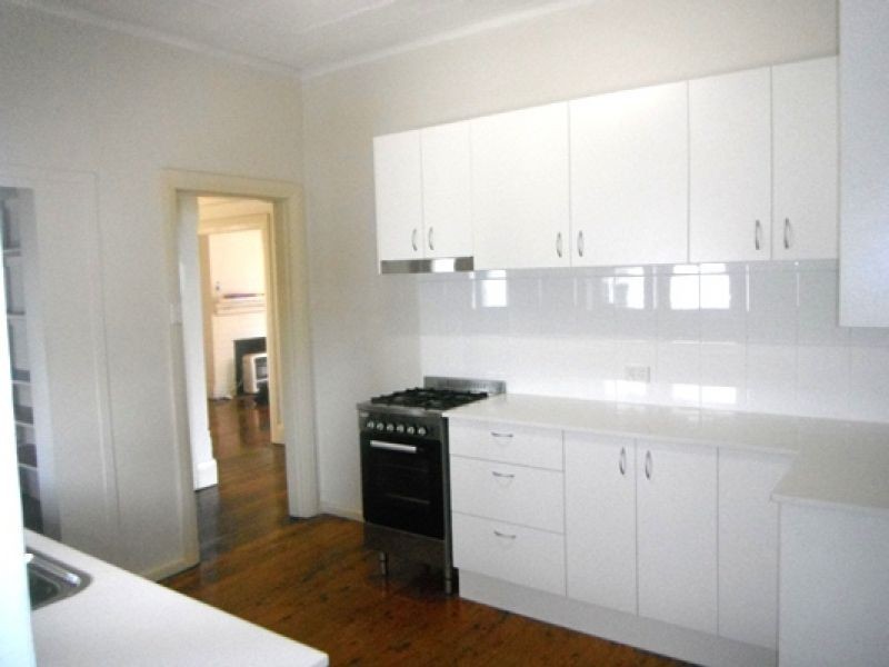 17 Ellery Parade, Seaforth NSW 2092