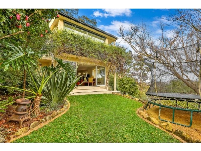 6 Sandra Place, Seaforth NSW 2092