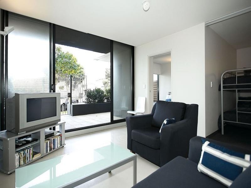 15 Pickles Street, Port Melbourne VIC 3207
