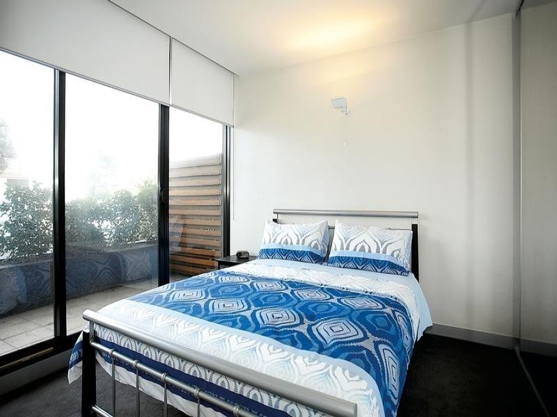15 Pickles Street, Port Melbourne VIC 3207