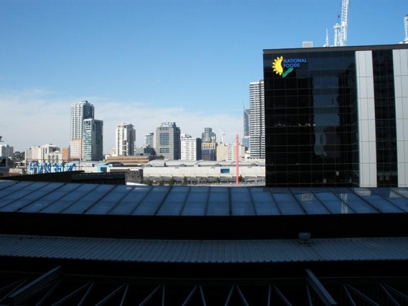 707/18 Waterview Walk, Docklands VIC 3008