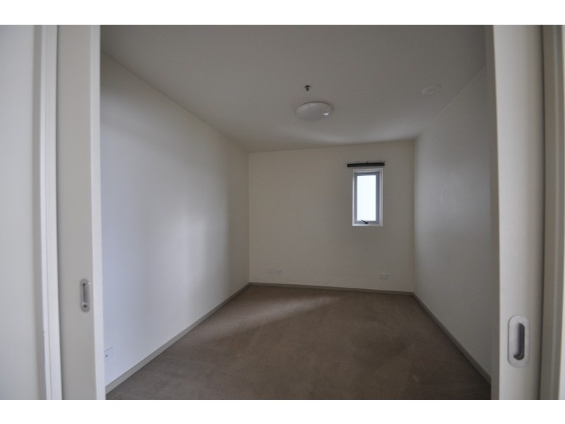 B402/70 Speakmen Street, Kensington VIC 3031