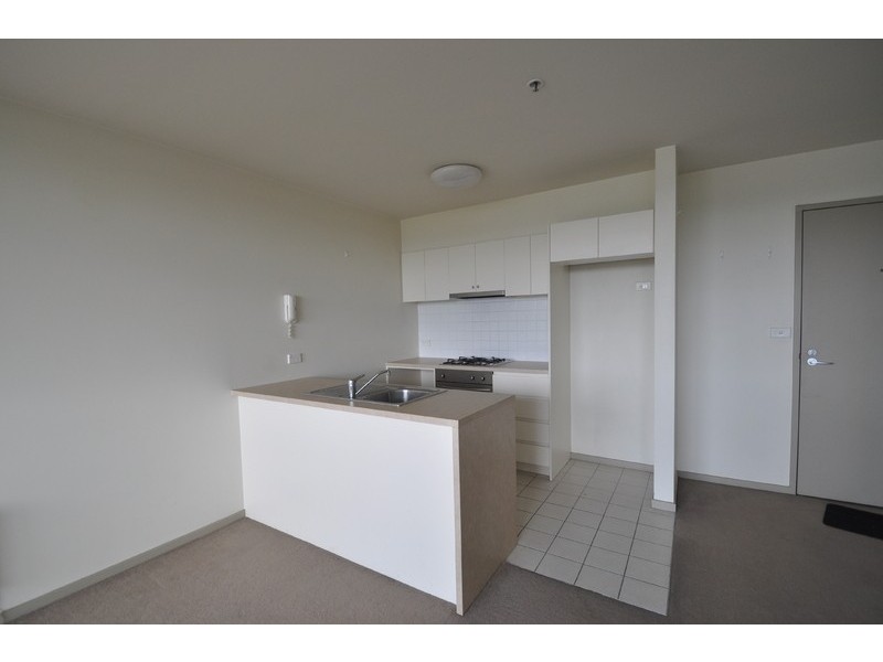 B402/70 Speakmen Street, Kensington VIC 3031