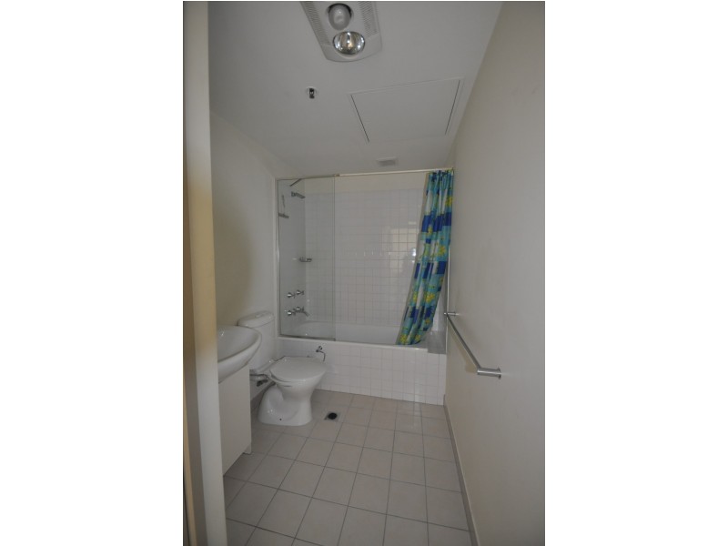 B402/70 Speakmen Street, Kensington VIC 3031
