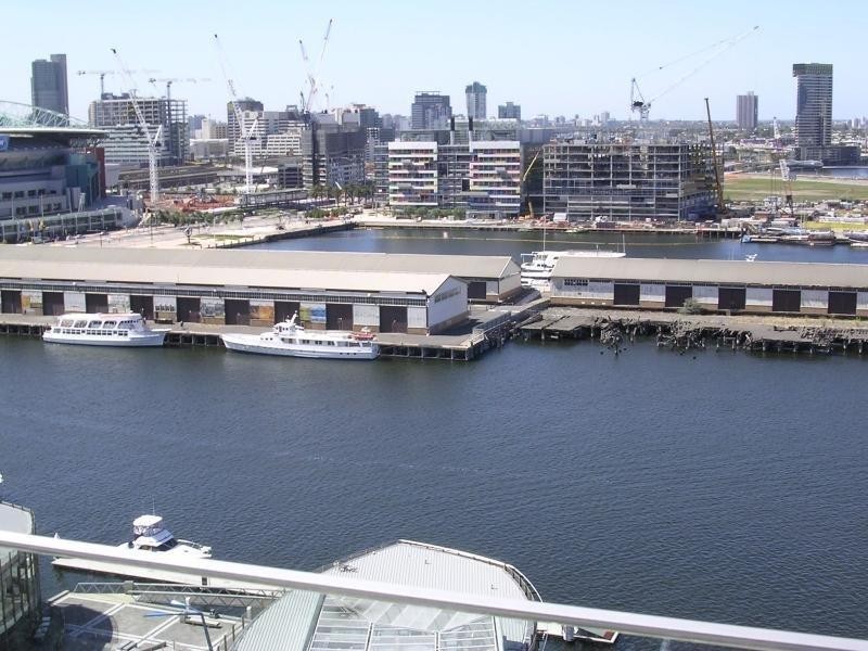 15 Caravel Lane, Docklands VIC 3008