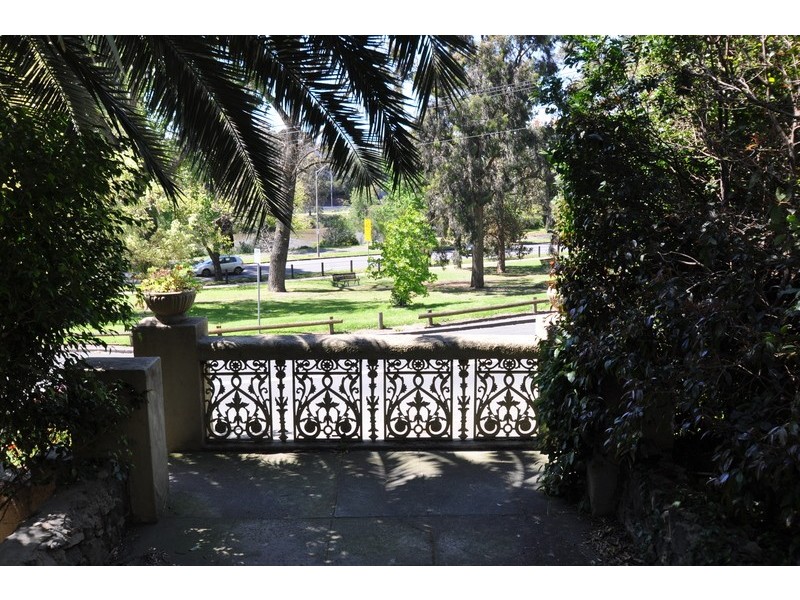 2/61 Darling Street, South Yarra VIC 3141