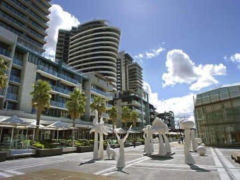 5 Caravel Lane, Docklands VIC 3008
