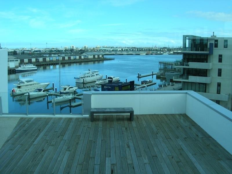 111/209 Harbour Esplanade, Docklands VIC 3008