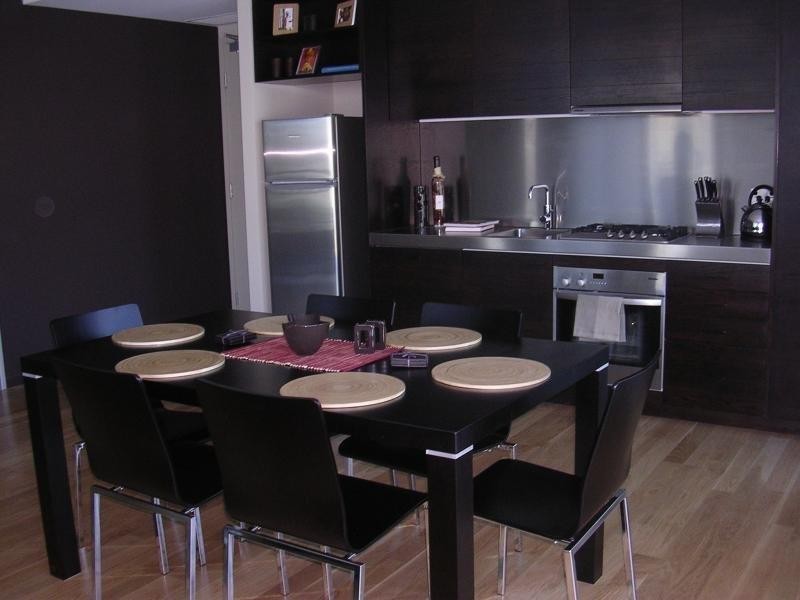 111/209 Harbour Esplanade, Docklands VIC 3008