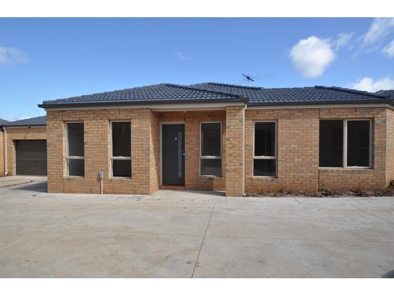 4  Black Knight Way, Melton South VIC 3338