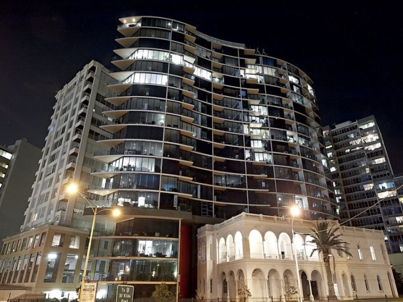 404/83 Queens Road, Melbourne VIC 3004