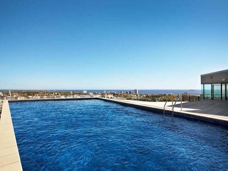 404/83 Queens Road, Melbourne VIC 3004