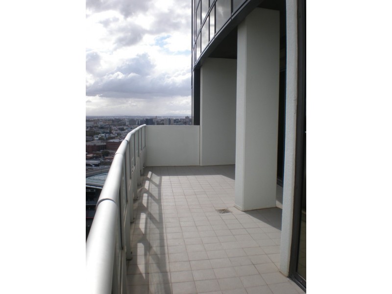 3603/100 Harbour Esplanade, Docklands VIC 3008