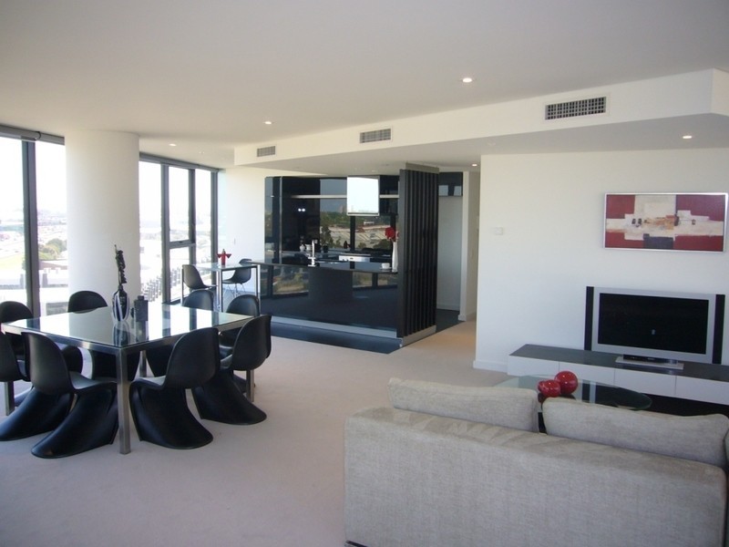 704/90 Lorimer Street, Docklands VIC 3008