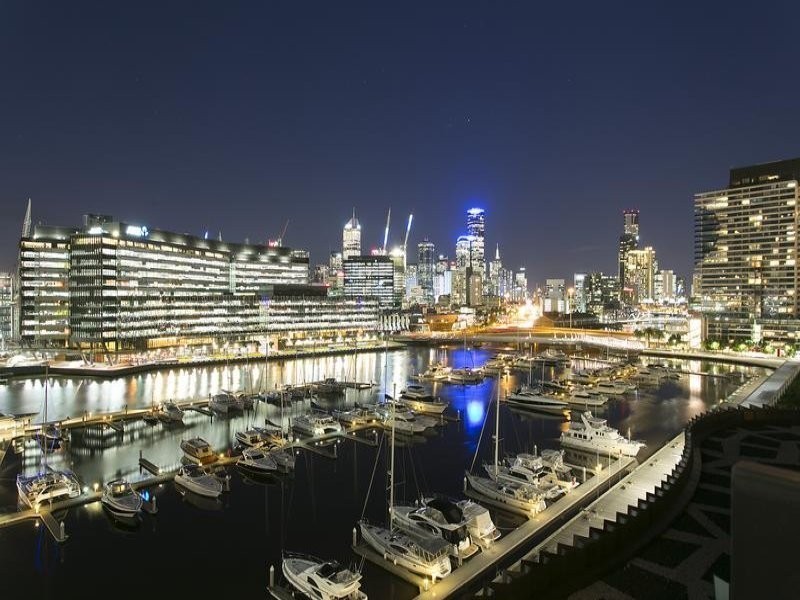 704/90 Lorimer Street, Docklands VIC 3008