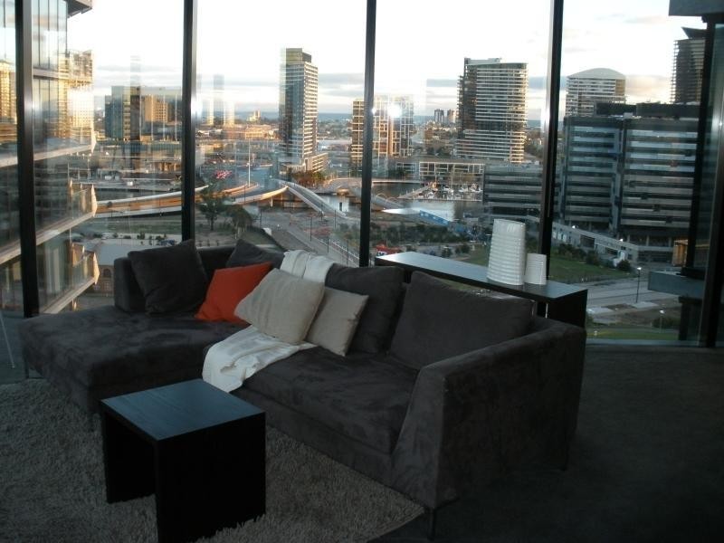 18 Waterview Walk, Docklands VIC 3008