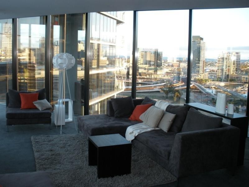 18 Waterview Walk, Docklands VIC 3008