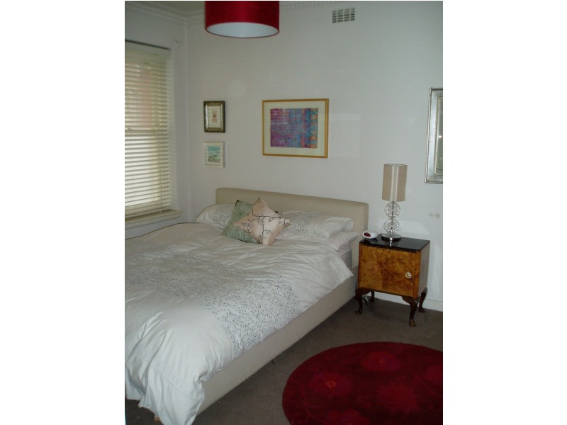 3 Woonsocket Court, St Kilda VIC 3182