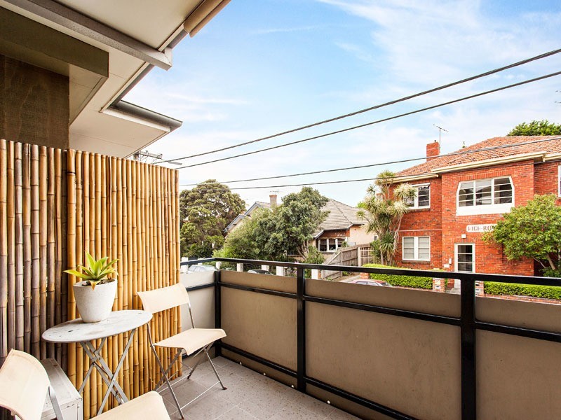 2/23 Foster Street, St Kilda VIC 3182