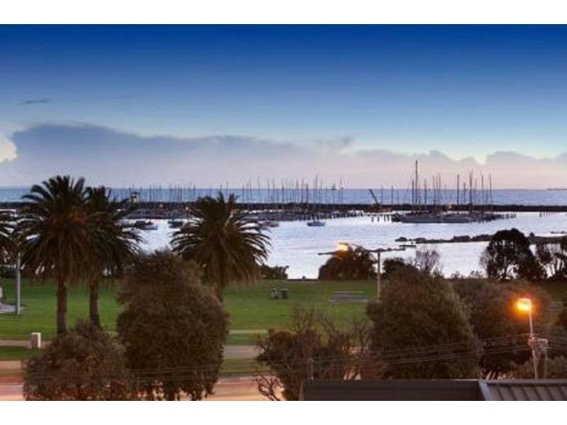 343 Beaconsfeild Parade, St Kilda West VIC 3182