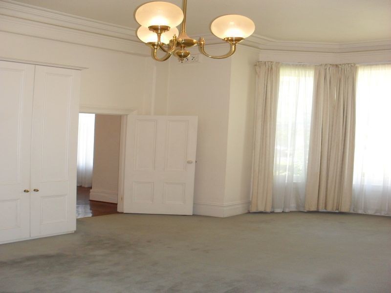 25 Queens Road, Melbourne VIC 3000
