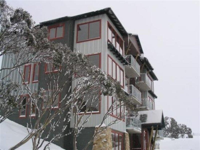 100 Great Alpine Road, Mount Hotham VIC 3741